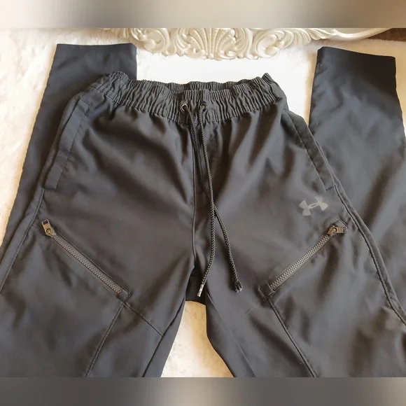 Under Armour Black Jogger Pants - Picture 10 of 16